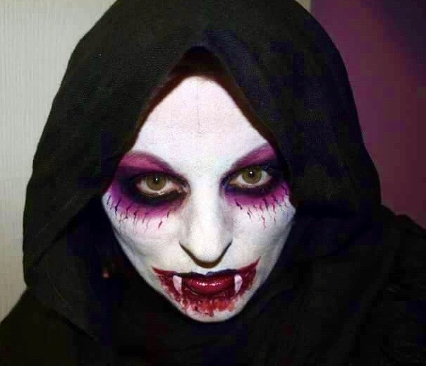 halloween makeup Barbara Glowa